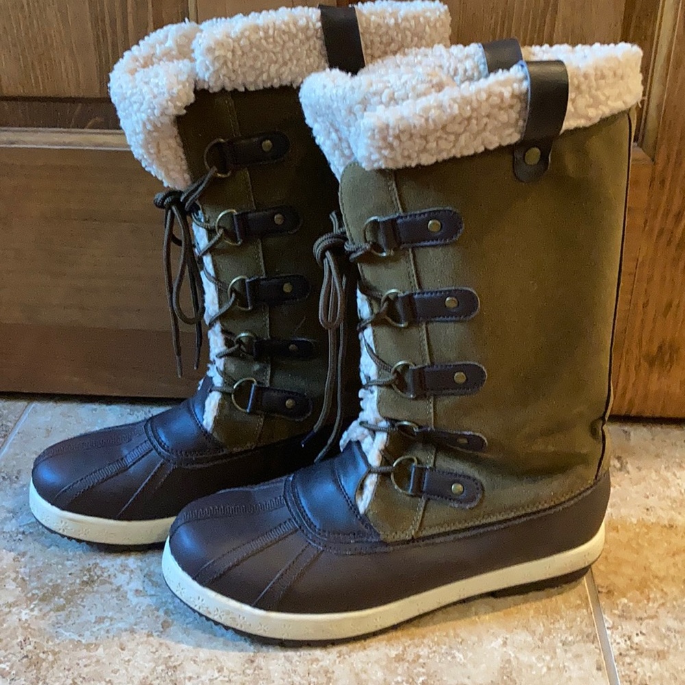 Women’s JustFab Winter Boots, sz. 10